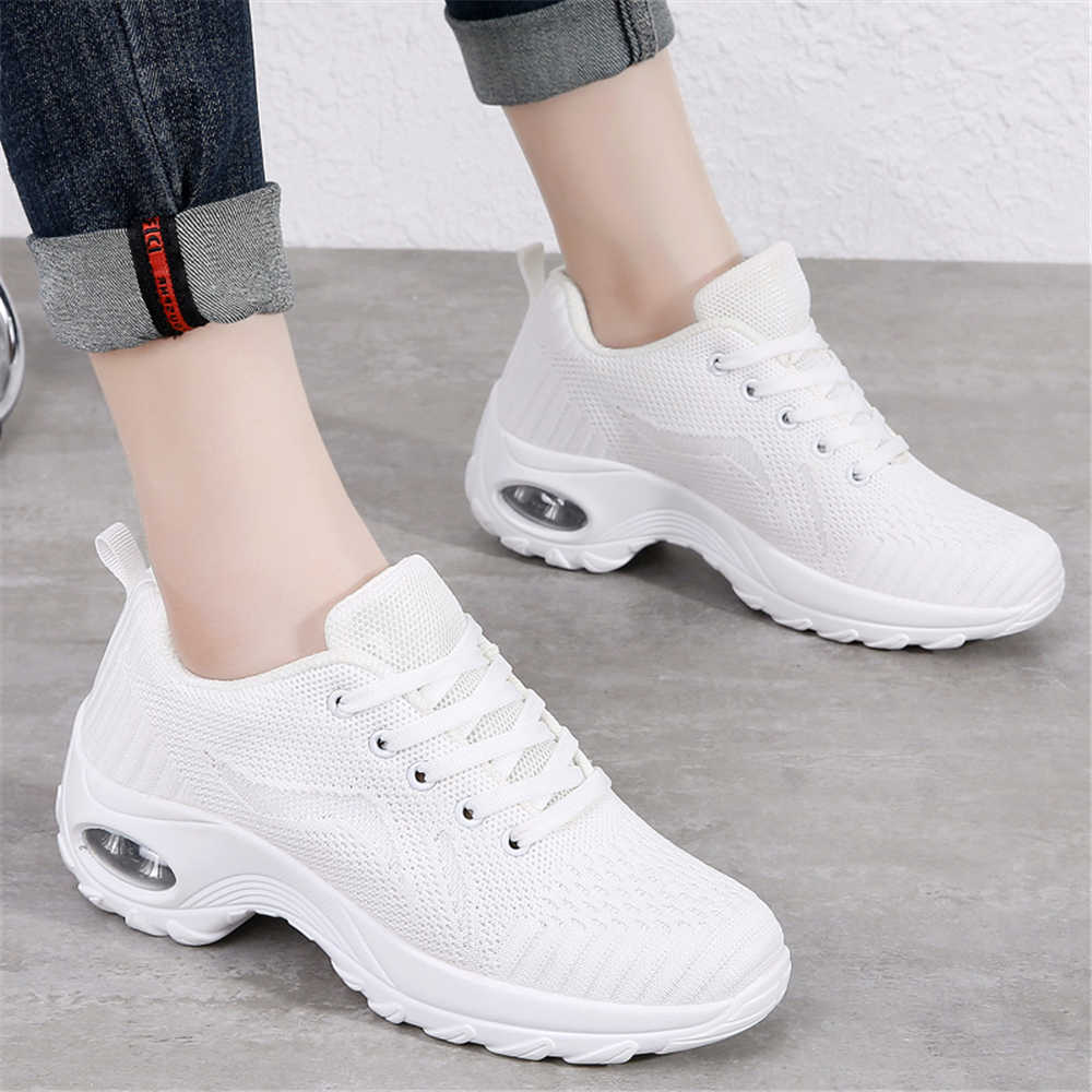 Sneakers da Donna di Marca Spo - Sewing Technology recensione e prezzo