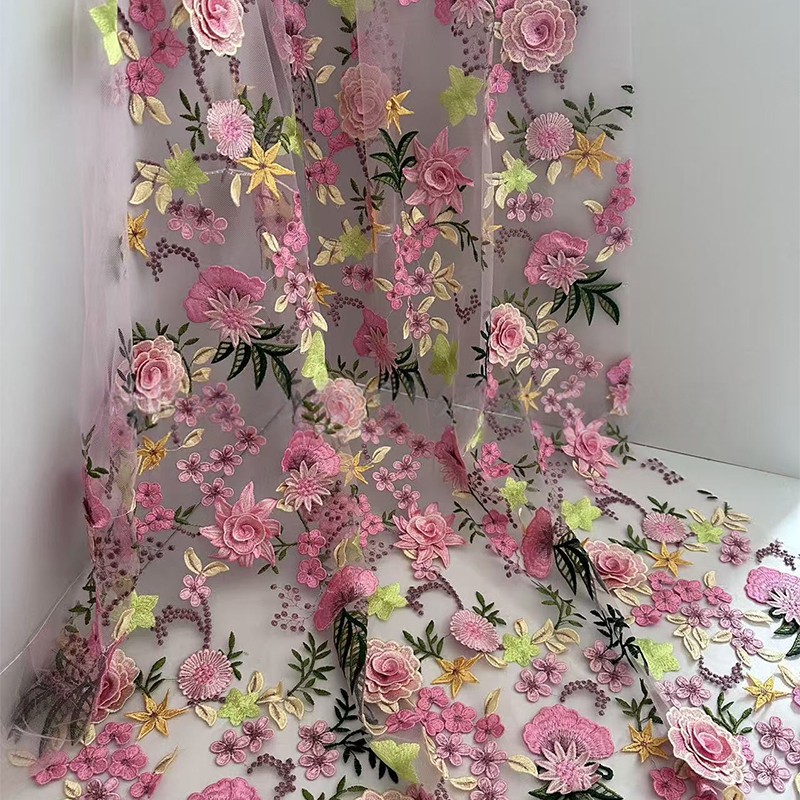 Tessuto in Tulle Ricamato Flor - Sewing And Textile recensione e prezzo