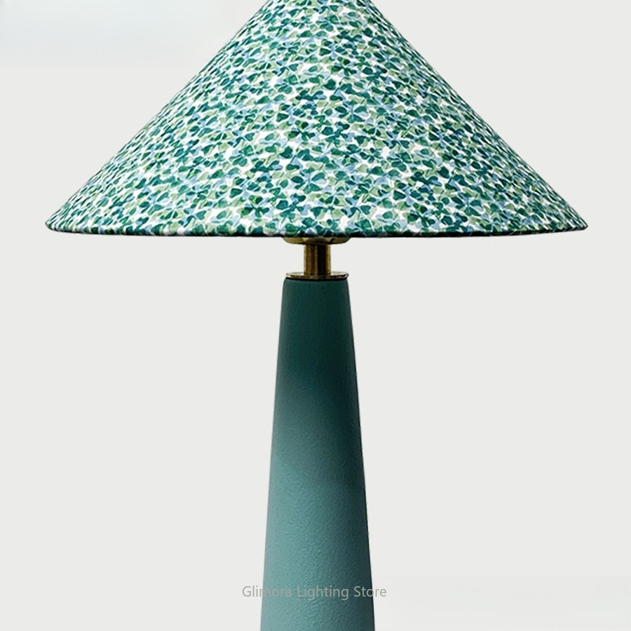 Lampada da tavolo a forma di o - Century Textile & Sewing Supply Reviews recensione e prezzo